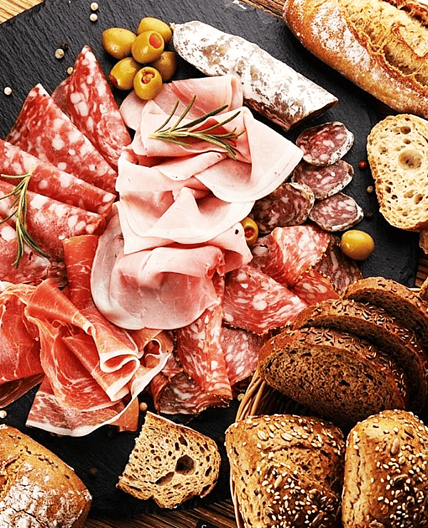 Charcutería y panadería