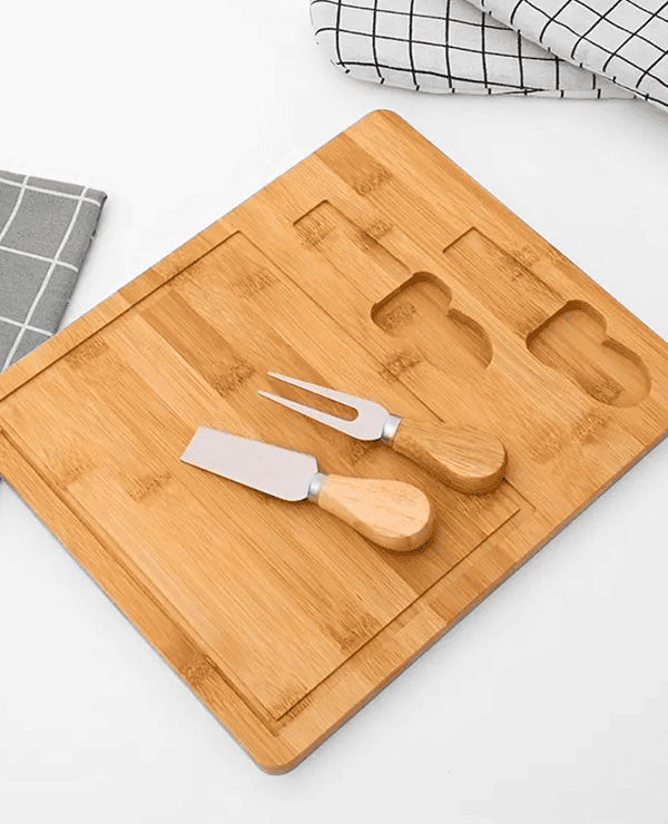 Implementos y tablas para quesos